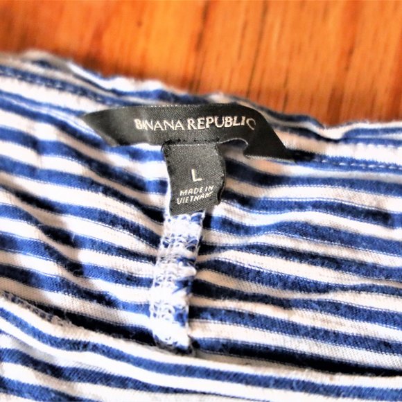 Banana Republic Women's Blue and White Striped Long Sleeve Size L - Picture 2 of 2